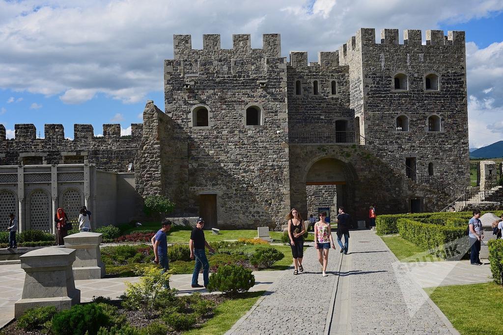 Castle 호텔 아할치헤 외부 사진